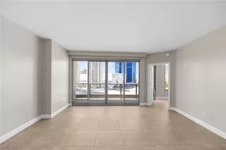 Photo #1: 2766184 Listing 