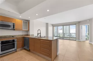 Photo #3: 2766184 Listing 