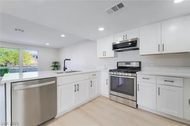 MLS: 2766192 Condo For Sale