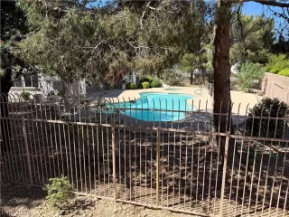 Photo #4: 2766211 Listing