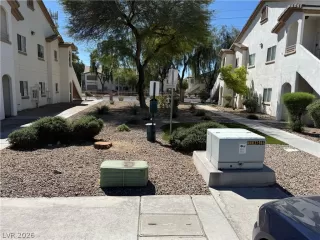 Photo #6: 2766211 Listing