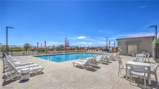 Photo #5: 2766216 Listing 