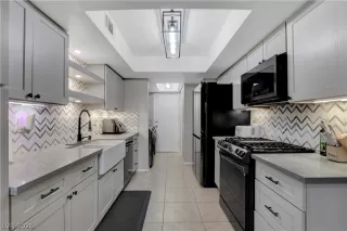 Photo #3: 2766263 Listing 