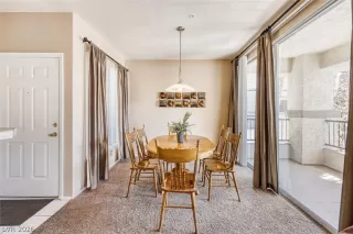 Photo #6: 2766284 Listing