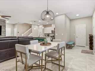 Photo #6: 2766315 Listing 