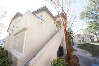 Photo #2: 2766326 Listing