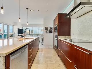 Photo #5: 2766336 Listing