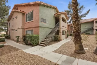 Photo #1: 2766372 Listing 