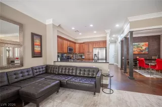 Photo #6: 2766378 Listing