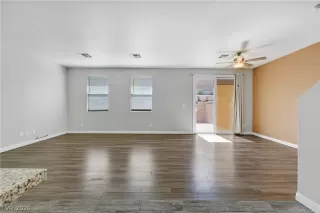 Photo #3: 2766397 Listing 