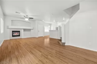 Photo #2: 2766423 Listing