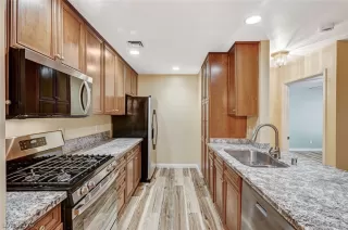 Photo #6: 2766486 Listing 