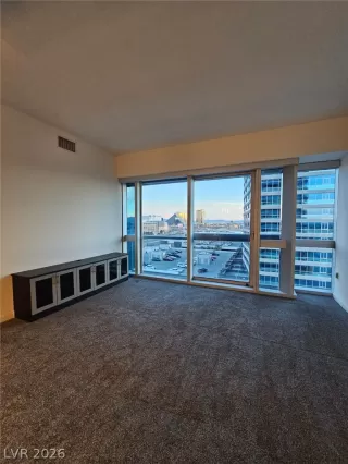 Photo #4: 2766536 Listing 