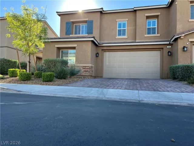 MLS: 2766613 Condo For Sale