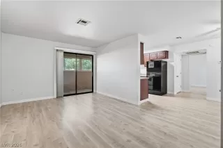 Photo #4: 2766642 Listing 