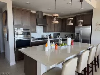 Photo #5: 2766653 Listing 