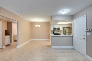 Photo #2: 2766716 Listing 