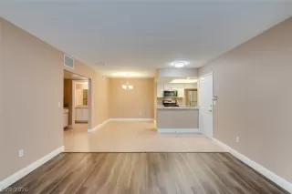 Photo #3: 2766716 Listing 