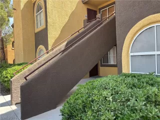 Photo #4: 2766816 Listing 