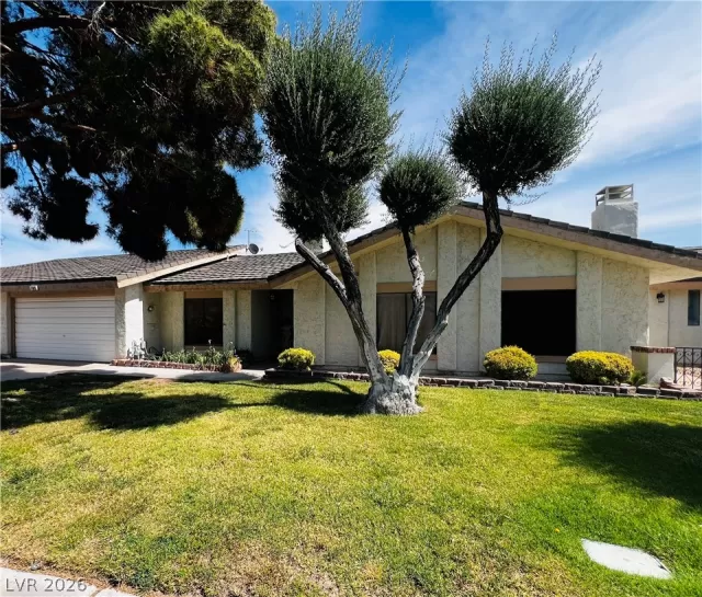 MLS: 2766978 Condo For Sale