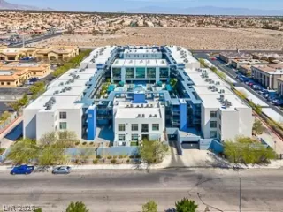 Photo #2: 2766997 Listing 