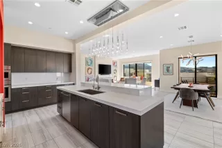 Photo #5: 2767023 Listing 