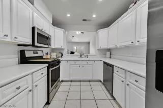 Photo #6: 2767103 Listing 