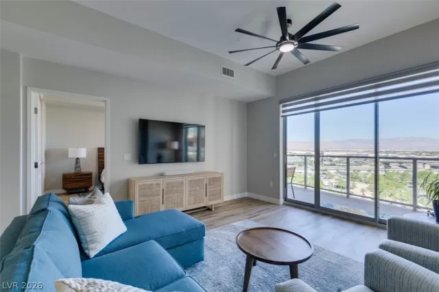 MLS: 2767170 Condo For Sale