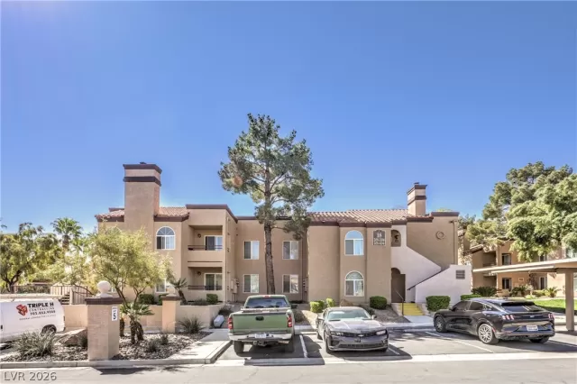 MLS: 2767197 Condo For Sale