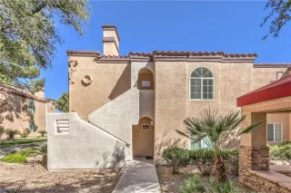 Photo #3: 2767197 Listing