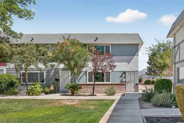 MLS: 2767253 Condo For Sale