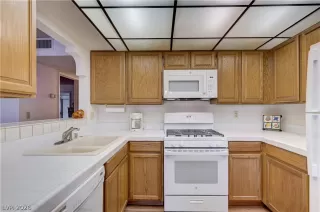 Photo #2: 2767270 Listing