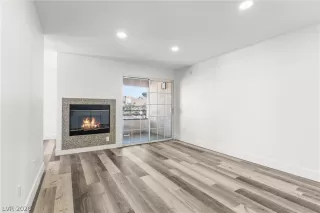 Photo #6: 2767287 Listing 