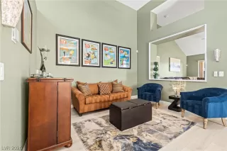 Photo #5: 2767340 Listing 