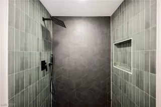 Photo #1: 2767345 Listing 