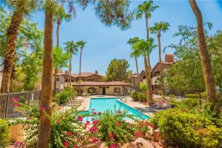 Photo #2: 2767356 Listing