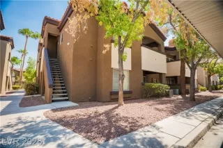 Photo #4: 2767356 Listing