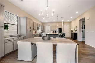 Photo #2: 2767366 Listing 