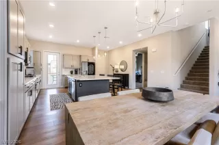 Photo #3: 2767366 Listing 