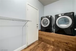 Photo #2: 2767435 Listing