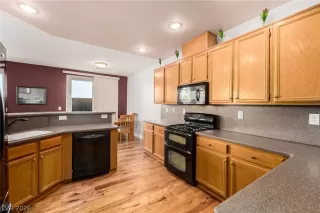 Photo #5: 2767435 Listing