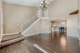 Photo #5: 2767449 Listing