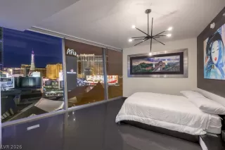 Photo #4: 2767510 Listing