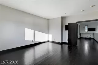 Photo #1: 2767536 Listing