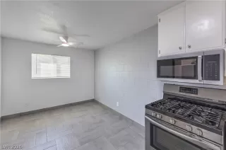 Photo #3: 2767557 Listing 