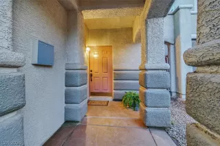 Photo #1: 2767589 Listing