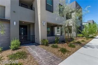 Photo #1: 2767666 Listing