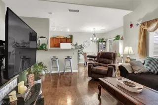 Photo #1: 2767672 Listing 