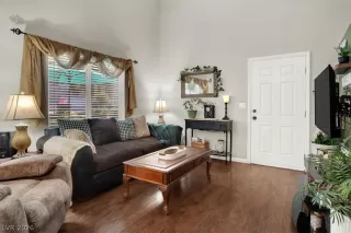 Photo #2: 2767672 Listing 