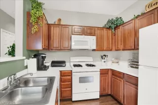 Photo #5: 2767672 Listing 